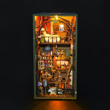 Cargar imagen en el visor de la galería, Book nook - Casa Mágica de Mira