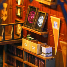 Cargar imagen en el visor de la galería, Book nook - Casa Mágica de Mira