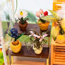 Cargar imagen en el visor de la galería, Casa Miniatura Flor Soleada