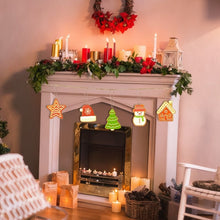 Cargar imagen en el visor de la galería, Decoraciones de Navidad Pintura por Números - Kit Pueblo Navideño