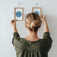 Cargar imagen en el visor de la galería, Mini Diamond Painting 15x20cm (4 piezas) - Mandalas de Cristal en Azul