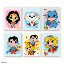 Cargar imagen en el visor de la galería, Mini Serie Pintar por números 15x20cm (6 piezas) - Pequeños Superhéroes DC Figured'Art