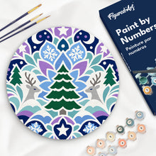 Cargar imagen en el visor de la galería, Pintar por numeros Figured'Art - Pintar por Números en Disco de Madera - Mandala navideño