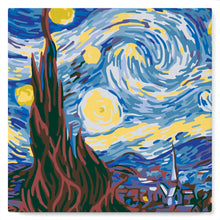 Cargar imagen en el visor de la galería, Mini Pintura por Números 20x20cm con bastidor Noche estrellada de Van Gogh