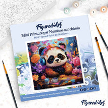 Cargar imagen en el visor de la galería, Mini Pintura por Números 20x20cm con bastidor - Panda de fantasía y flores