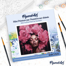 Cargar imagen en el visor de la galería, Mini Pintura por Números 20x20cm con bastidor - Corona di Peonie