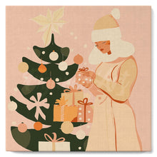 Cargar imagen en el visor de la galería, Mini Pintura por Números 20x20cm con bastidor - Mujer con árbol de Navidad