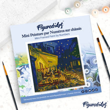 Cargar imagen en el visor de la galería, Mini Pintura por Números 20x20cm con bastidor - Van Gogh - Terraza de café por la noche