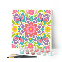Cargar imagen en el visor de la galería, Pintar por numeros Figured'Art - Mini Pintura por Números 20x20cm con bastidor - Mandala de mariposa
