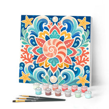 Cargar imagen en el visor de la galería, Pintar por numeros Figured'Art - Mini Pintura por Números 20x20cm con bastidor - Mandala de conchas marinas