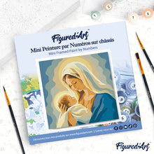 Cargar imagen en el visor de la galería, Mini Pintura por Números 20x20cm con bastidor - Abrazo de María