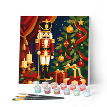Cargar imagen en el visor de la galería, Pintar por numeros Figured'Art - Mini Pintura por Números 20x20cm con bastidor - Cascanueces de Navidad