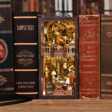 Cargar imagen en el visor de la galería, Book Nook - Biblioteca de las Maravillas