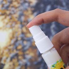 Cargar imagen en el visor de la galería, Accesorios para Pintar por Números - Barniz brillante 35 ml