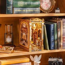 Cargar imagen en el visor de la galería, Book Nook - Biblioteca del castillo