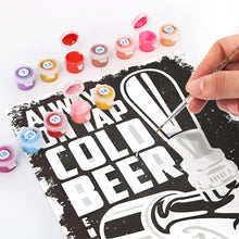 Cargar imagen en el visor de la galería, Pintar por Números Póster Metálico - Cerveza Fría en Blanco y Negro