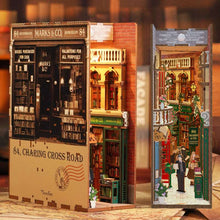 Cargar imagen en el visor de la galería, Book Nook - 84 Charing Cross Road
