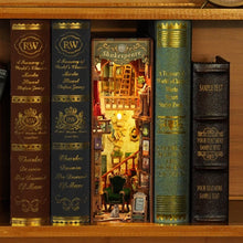 Cargar imagen en el visor de la galería, Book Nook - Librería de la Orilla Izquierda