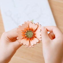 Cargar imagen en el visor de la galería, Puzzle 3D - Gerbera naranja claro