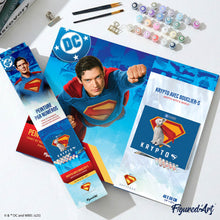 Cargar imagen en el visor de la galería, Superman - Krypto con el escudo “S”