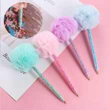 Cargar imagen en el visor de la galería, Bolígrafo con Purpurina Diamond Painting con Pompón en 4 Colores Accesorio