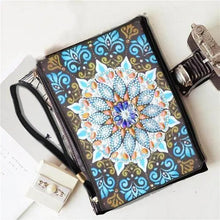 Cargar imagen en el visor de la galería, Bolso de Mano Diamond Painting con Mandala Azul