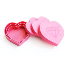 Cargar imagen en el visor de la galería, Organizador en Forma de Corazón Diamond Painting Accesorio