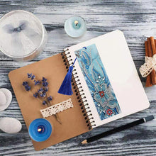 Cargar imagen en el visor de la galería, Marcapáginas Diamond Painting Flores Azules