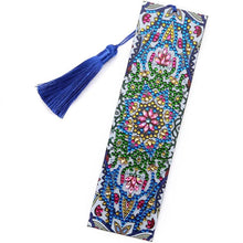 Cargar imagen en el visor de la galería, Marcapáginas Diamond Painting Flor Mandala