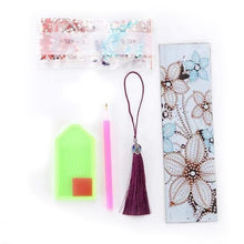 Cargar imagen en el visor de la galería, Marcapáginas Diamond Painting Flores Rojas