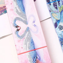 Cargar imagen en el visor de la galería, Caja de Bolígrafo Diamond Painting Cisne Corazón