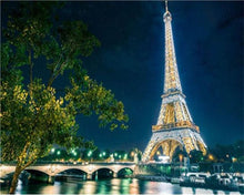 Cargar imagen en el visor de la galería, Pintar por números - La Torre Eiffel por la noche