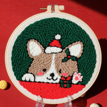 Cargar imagen en el visor de la galería, Punch Needle Perro con sombrero de Santa